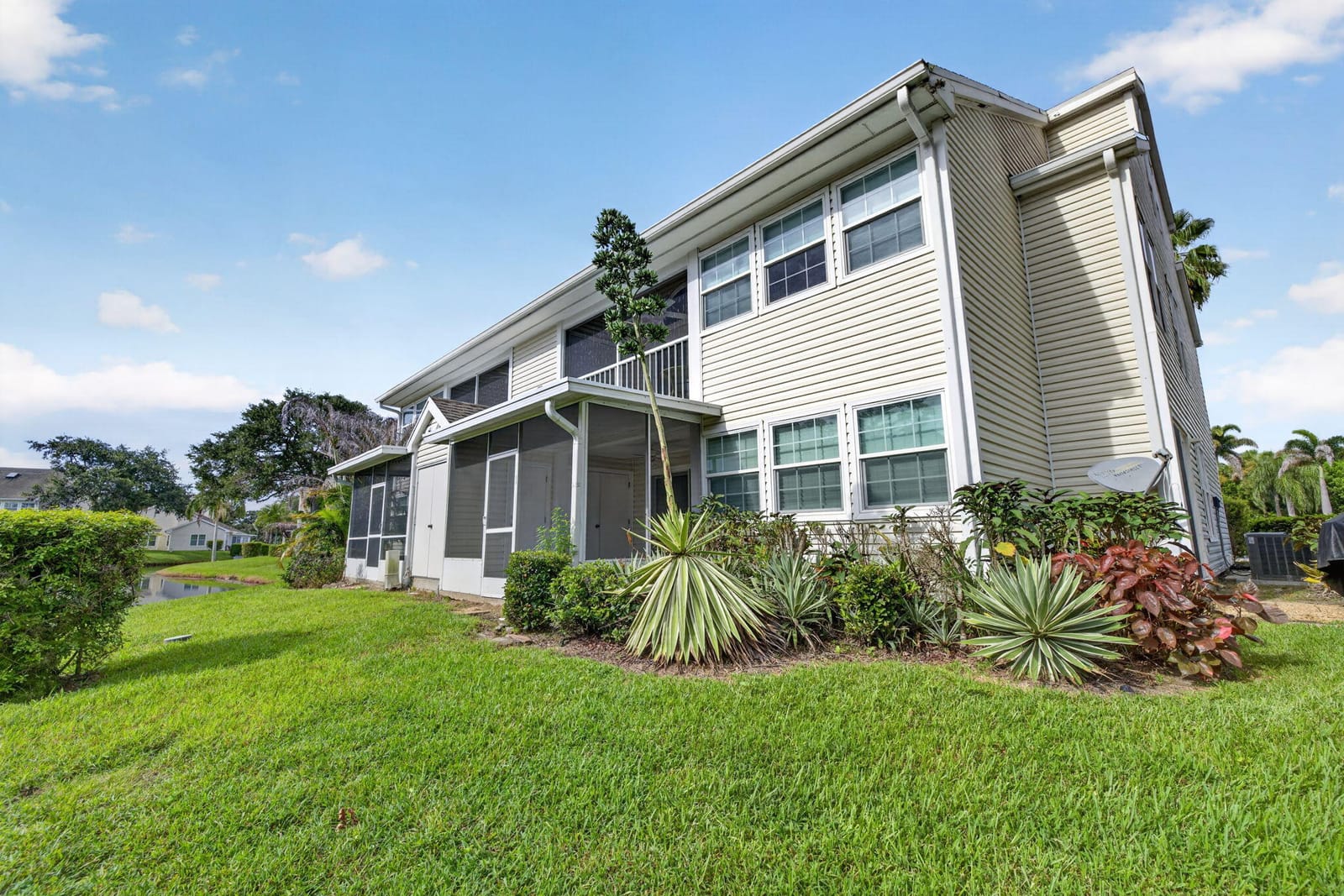 1975 WESTMINSTER Circle 4, Vero Beach, FL 32966 photo 3