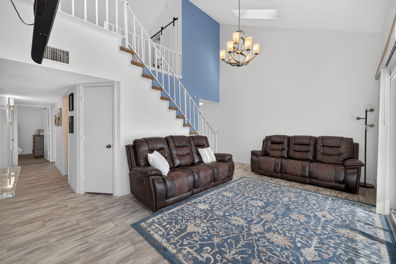 1975 WESTMINSTER Circle 4, Vero Beach, FL 32966 photo 5