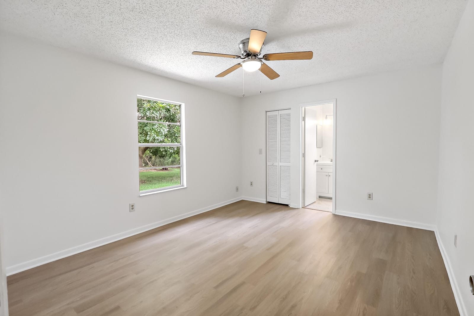 2907 SW COASTAL Terrace, Port St. Lucie, FL 34953 photo 8