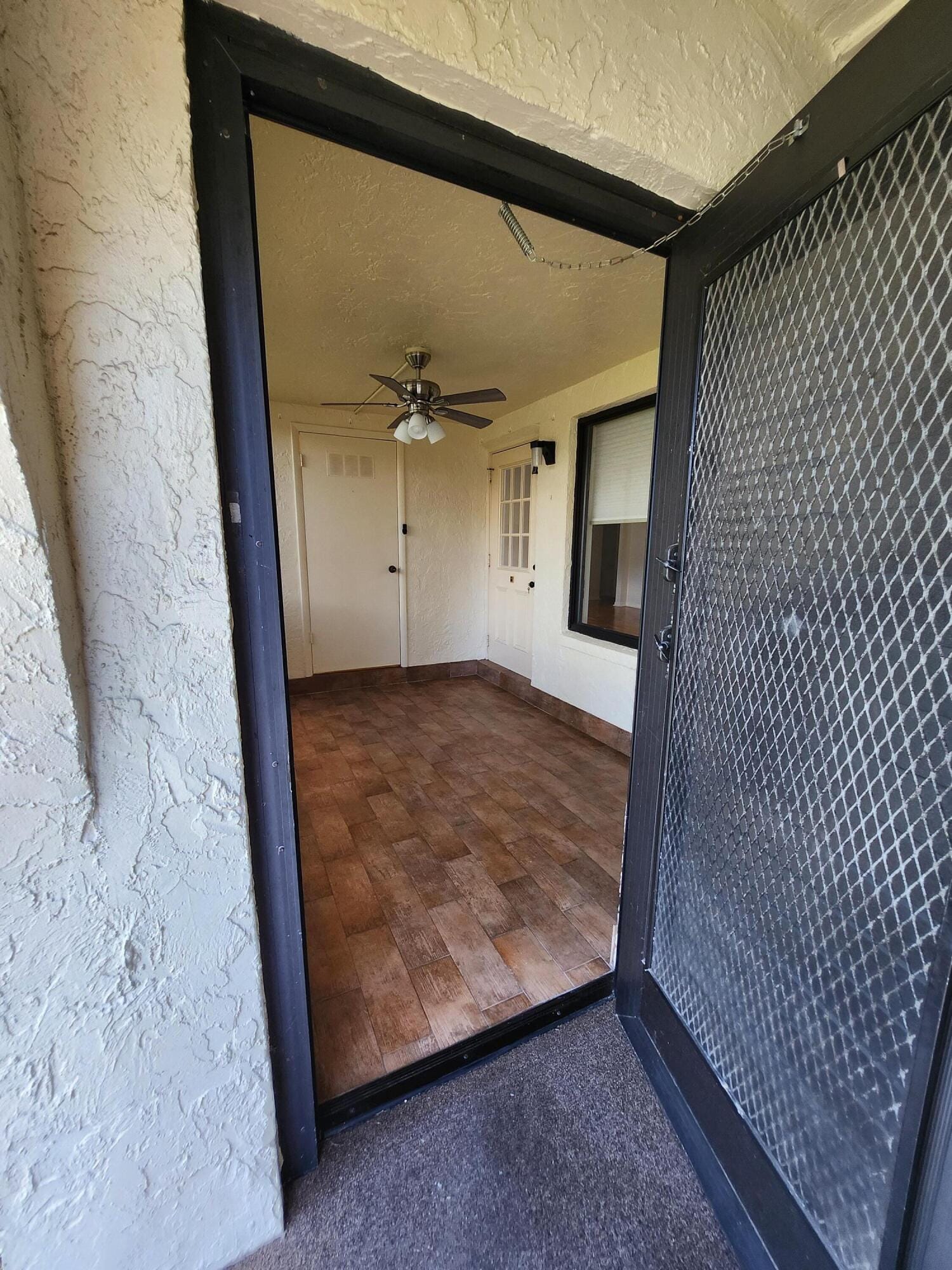 311 KNOTTY PINE Circle A-1, Greenacres, FL 33463 photo 3