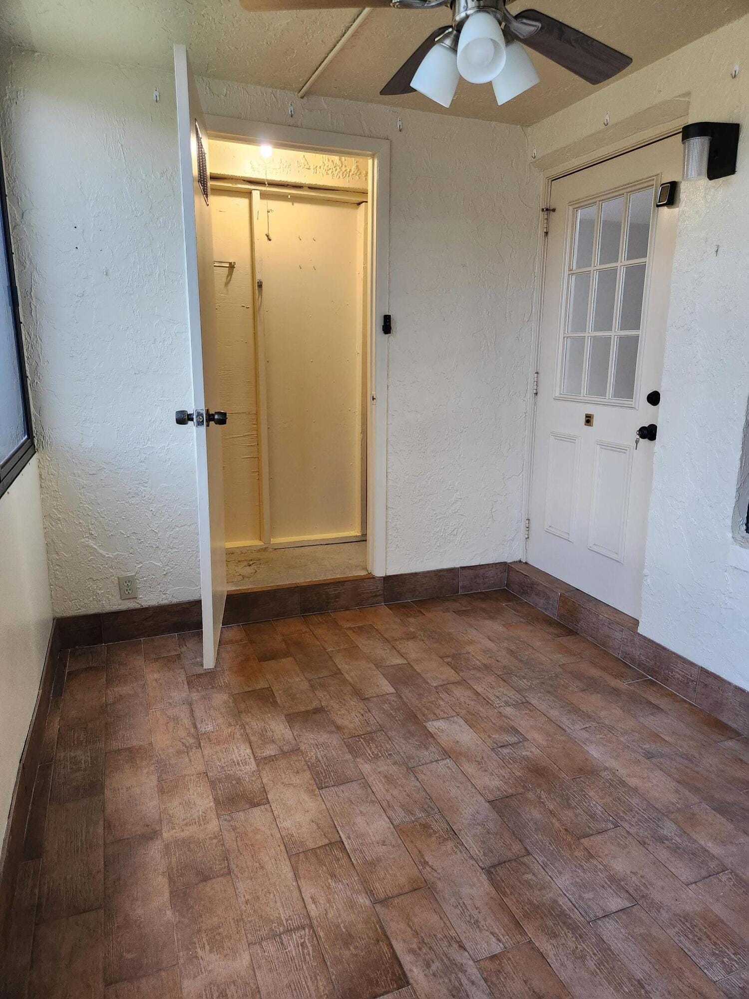 311 KNOTTY PINE Circle A-1, Greenacres, FL 33463 photo 5