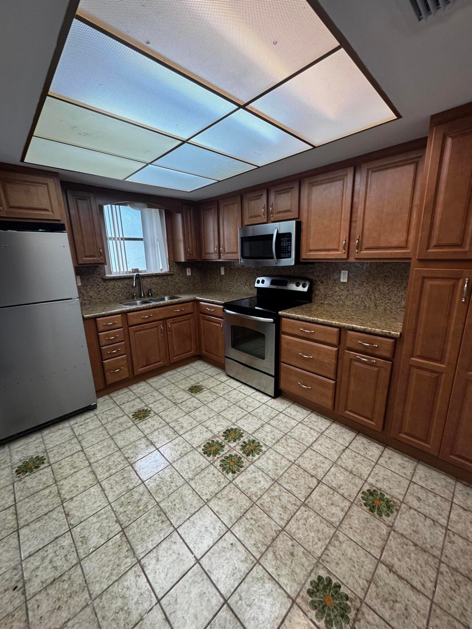 2320 NW 30TH Way, Fort Lauderdale, FL 33311 photo 16
