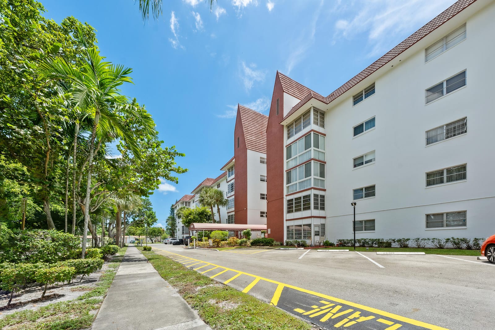 4750 NW 22ND Court 408, Lauderhill, FL 33313