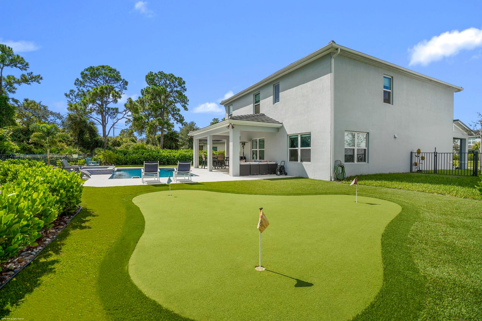 194 SW POMEROY Street, Stuart, FL 34997 photo 2