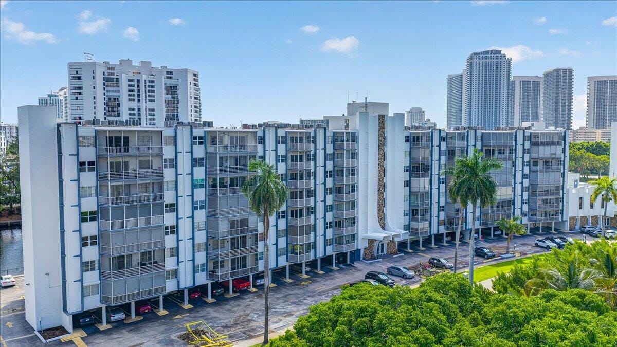 300 Diplomat Parkway 606, Hallandale Beach, FL 33009 photo 23