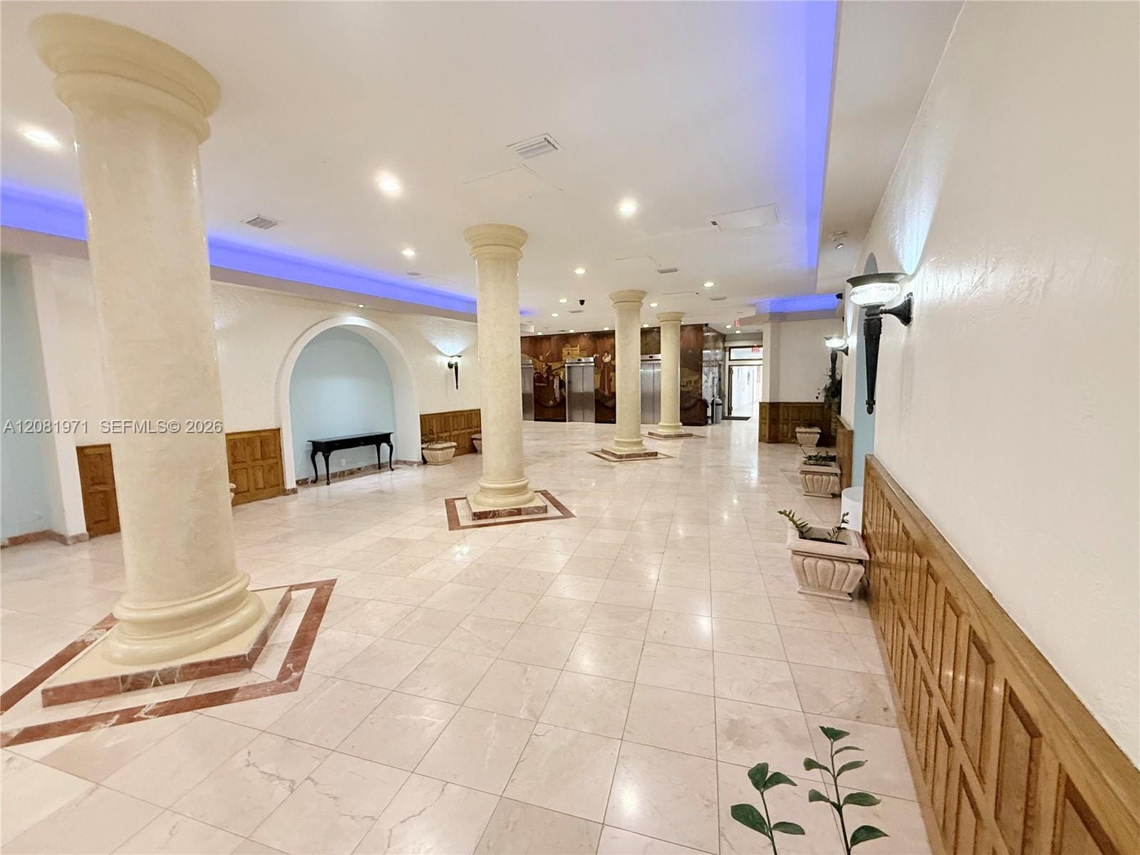 3725 S Ocean Drive 423 — photo 3