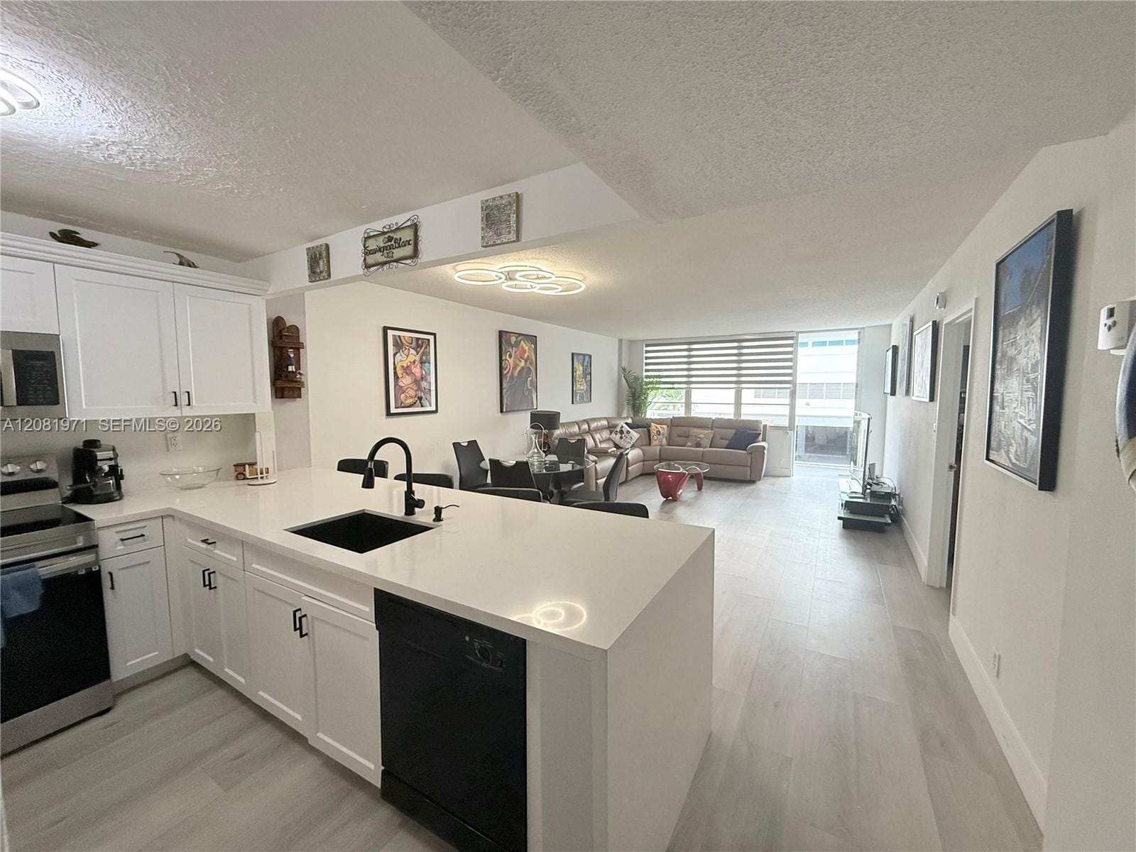 3725 S Ocean Drive 423 — photo 6