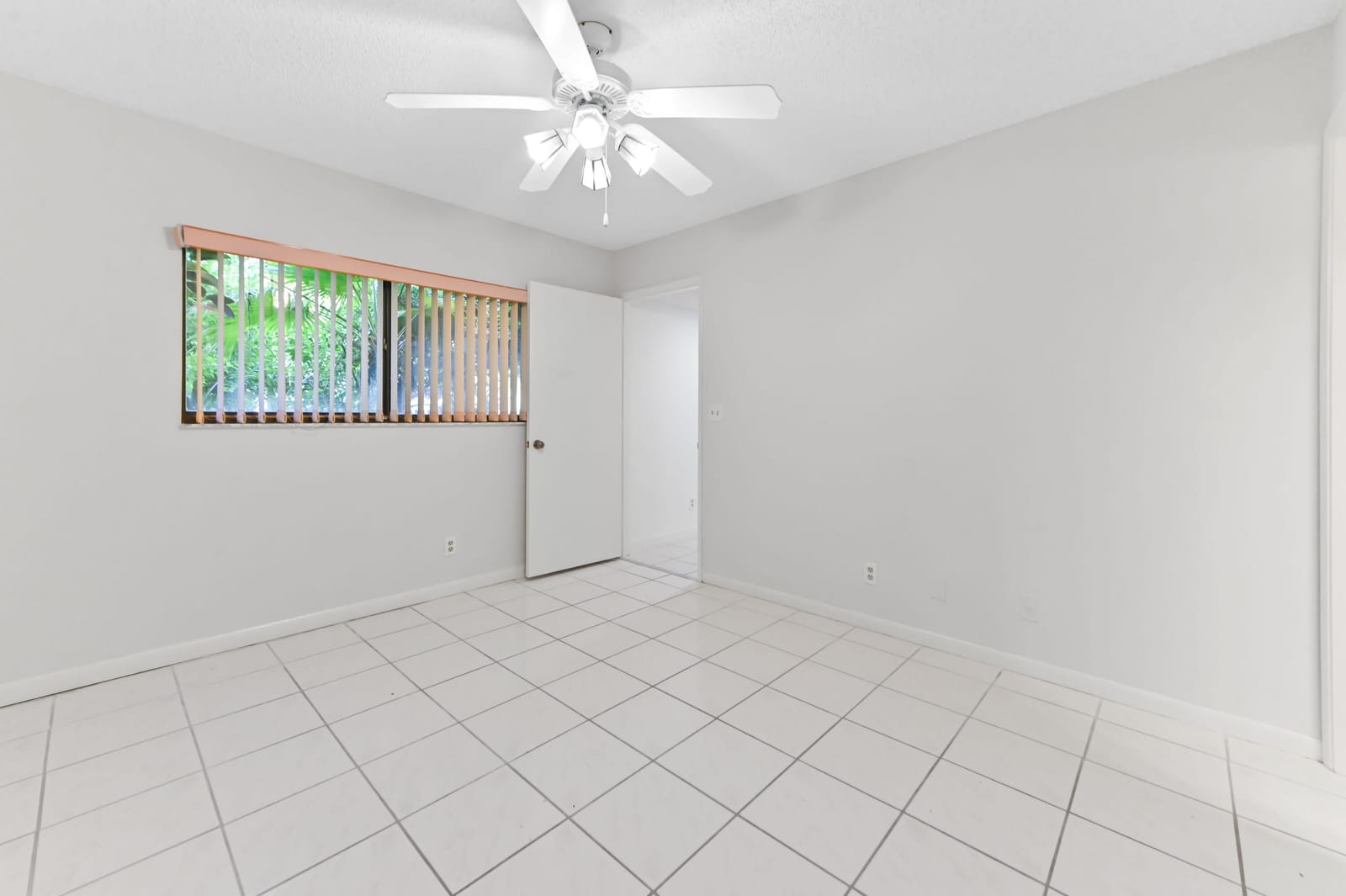 7260 Kinghurst Drive 106, Delray Beach, FL 33446 photo 15