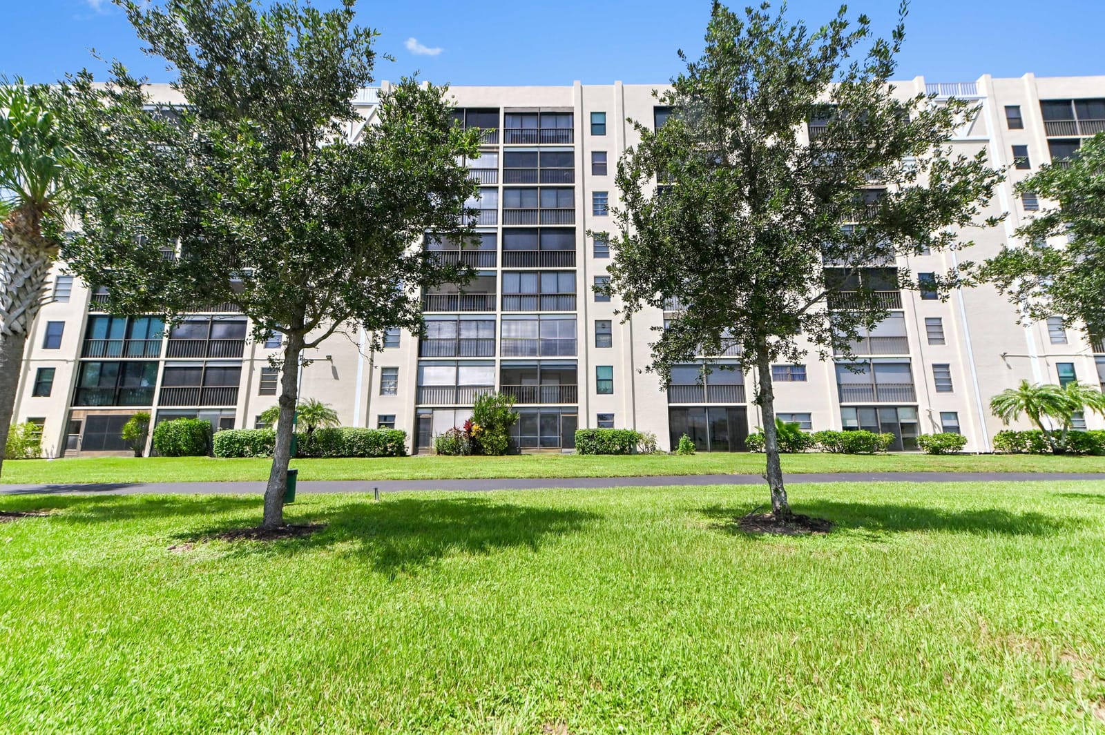 7260 Kinghurst Drive 106, Delray Beach, FL 33446 photo 28