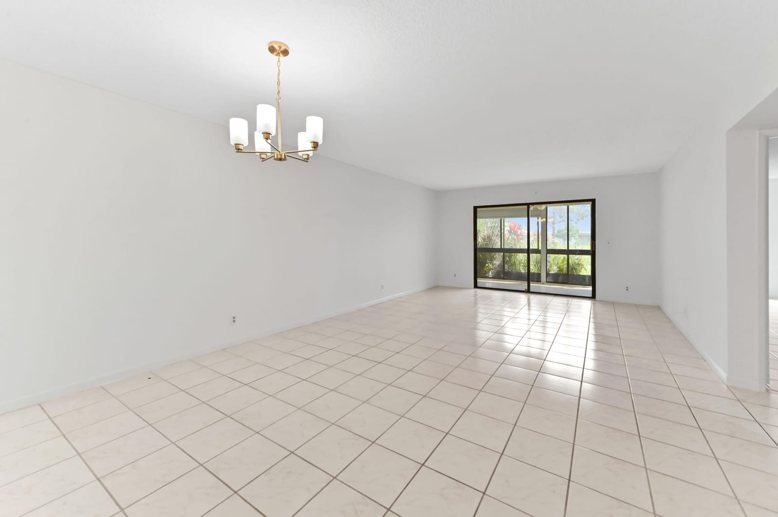 7260 Kinghurst Drive 106 — photo 9