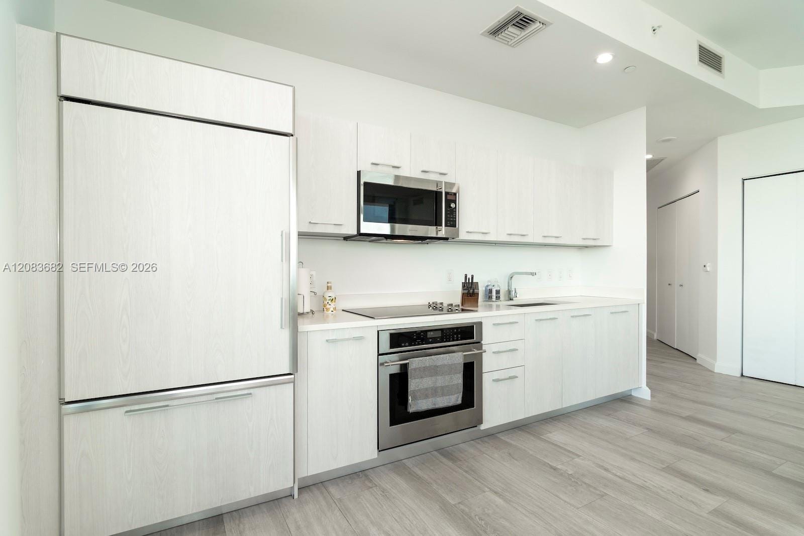 55 SW 9th Street 4206 — photo 11
