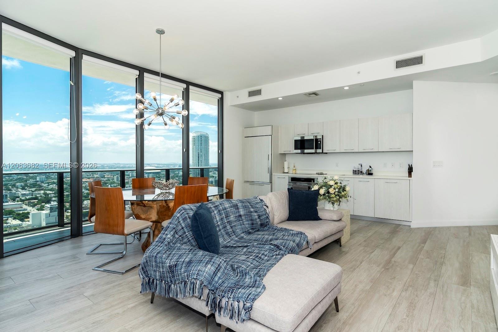 55 SW 9th Street 4206 — photo 8