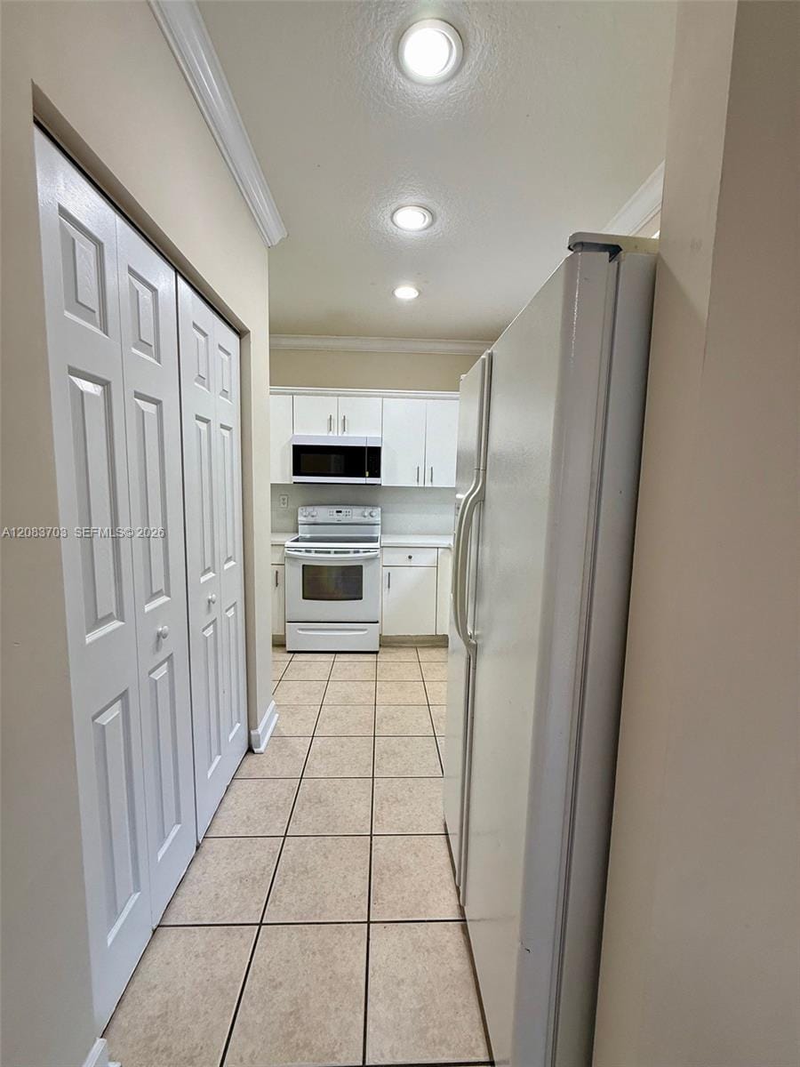2601 NE 41st Circle — photo 5