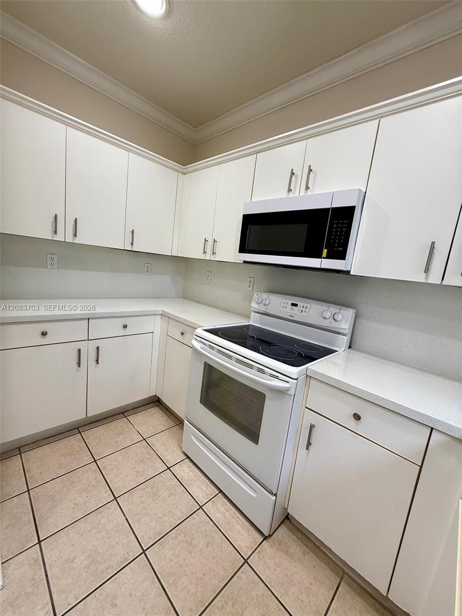 2601 NE 41st Circle — photo 6