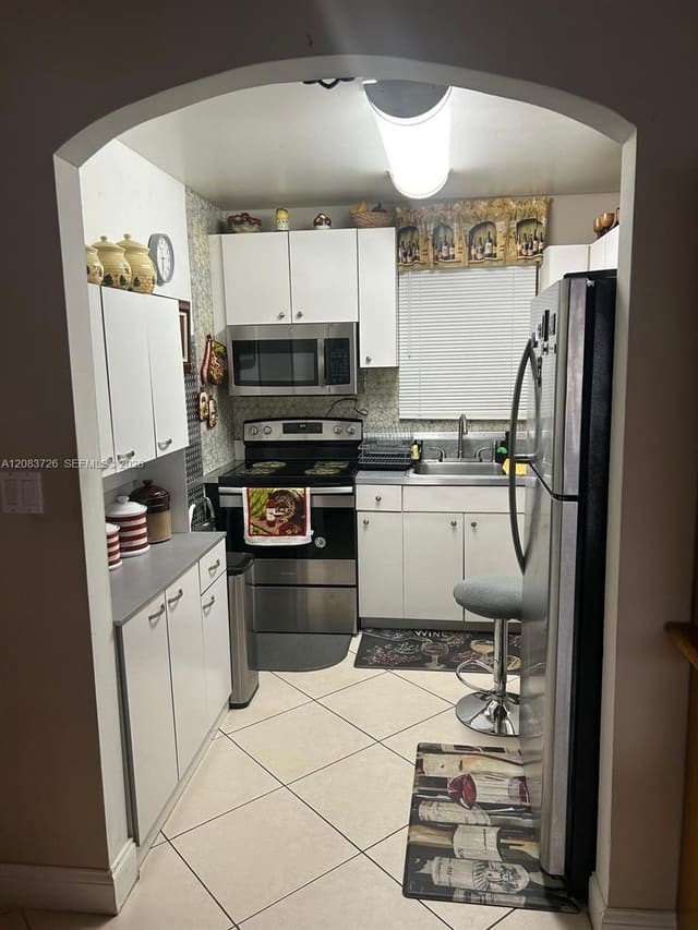 7450 Miami Lakes Drive C104, Miami Lakes, FL 33014