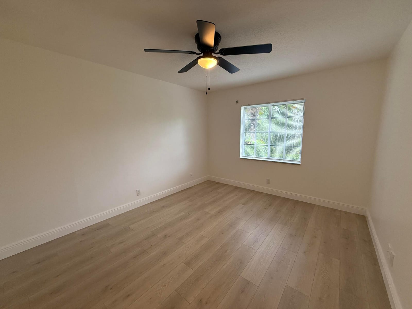 950 S KANNER Highway E1 — photo 7