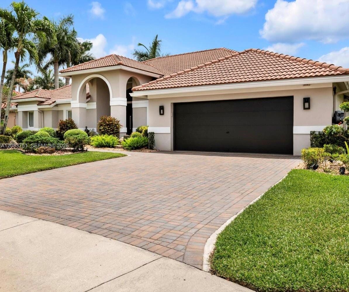1165 Manor Court, Weston, FL 33326