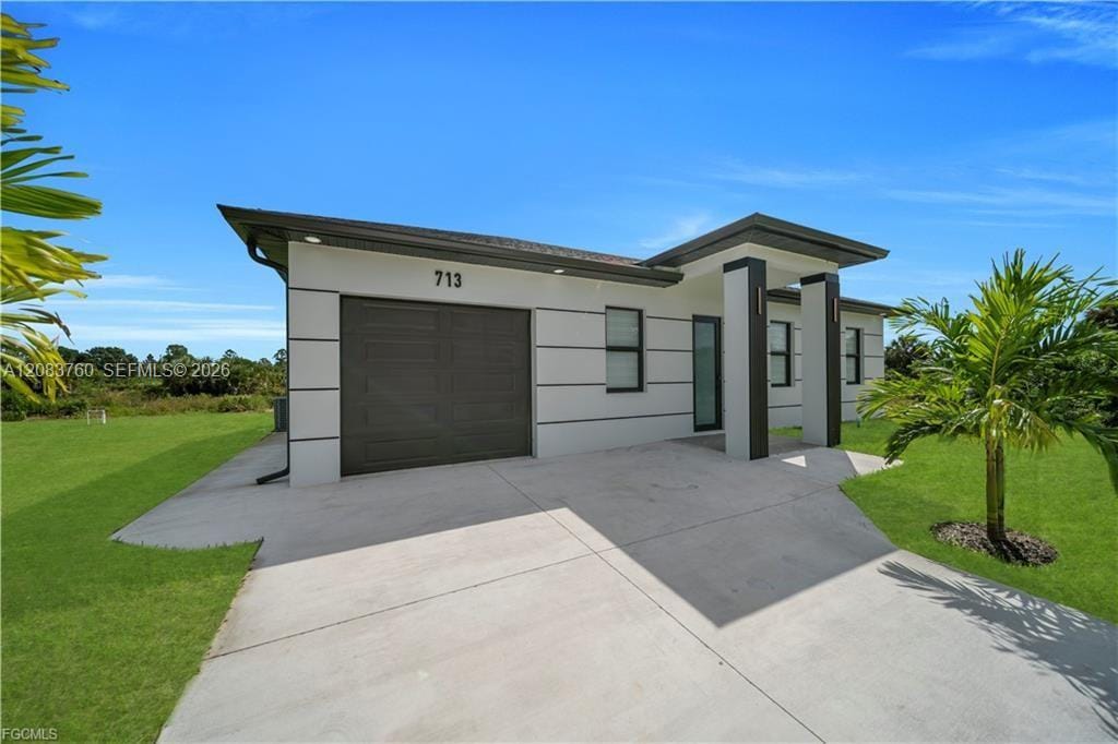 711 Roma Avenue, Lehigh Acres, FL 33974