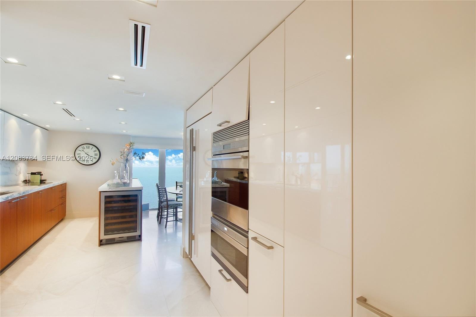 881 Ocean Drive 25E — photo 12