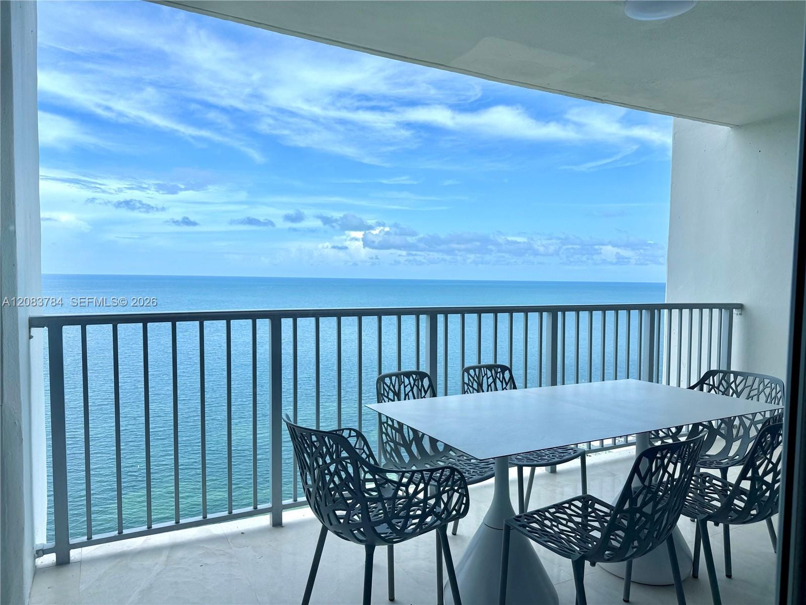 881 Ocean Drive 25E — photo 3