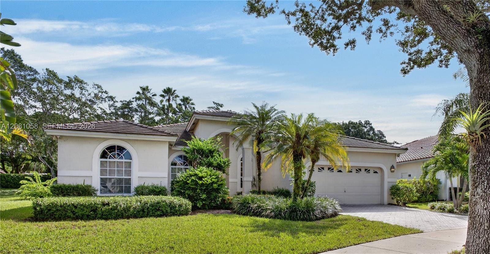 3098 Lakewood Circle, Weston, FL 33332