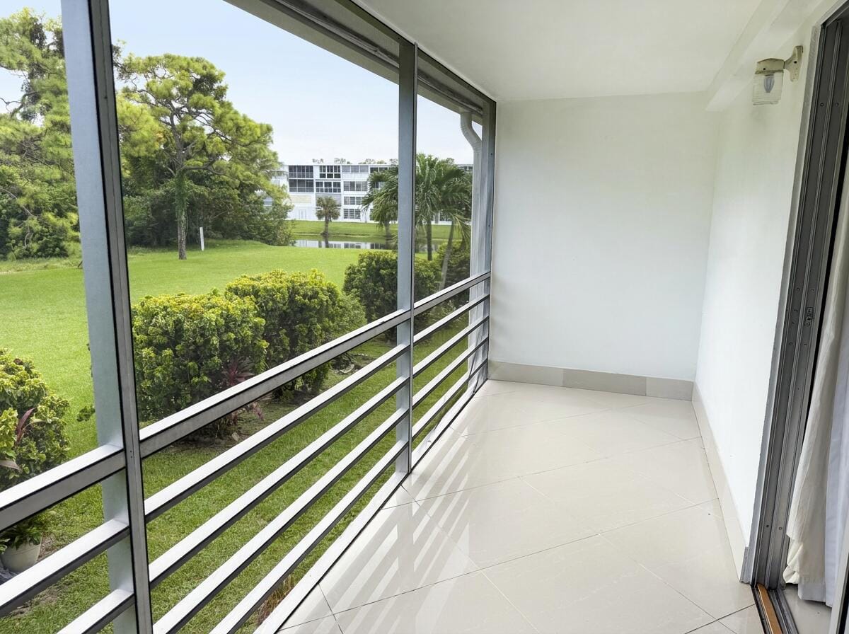 37 OAKRIDGE C 37, Deerfield Beach, FL 33442 photo 8