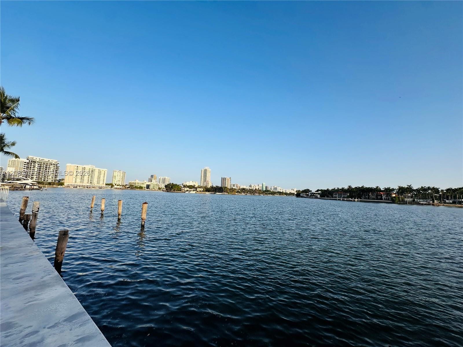 946 Bay Drive 7 — photo 2