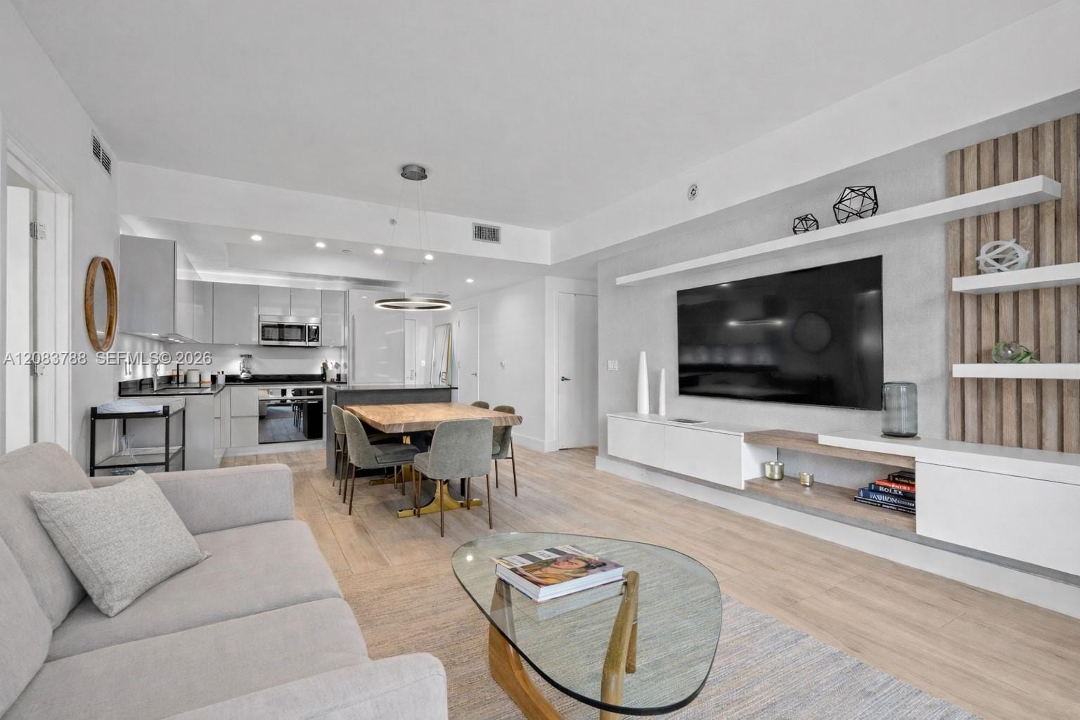 1010 Brickell Avenue 4009 — photo 2