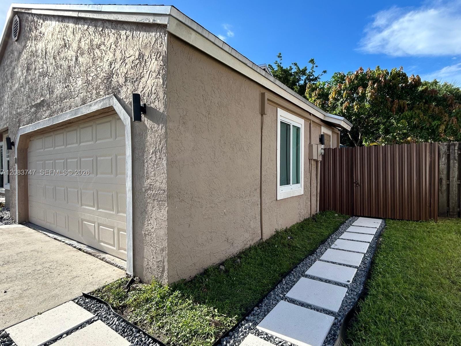 13431 SW 9th Place 1, Davie, FL 33325
