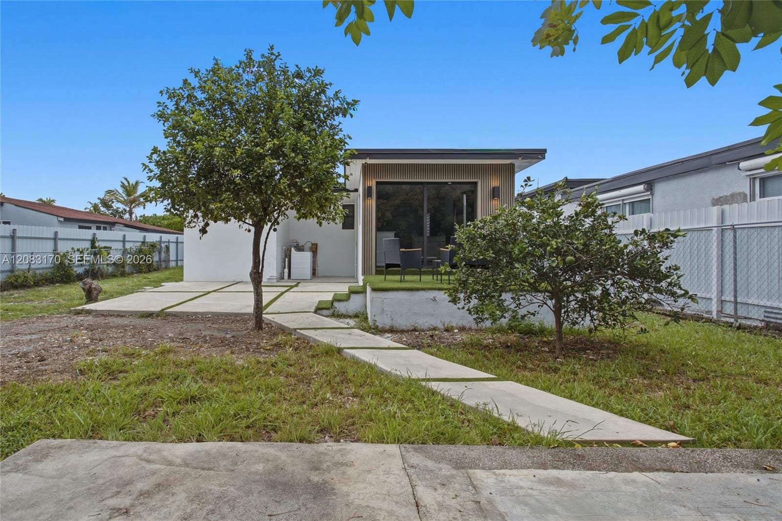 1260 NE 155th Street — photo 12