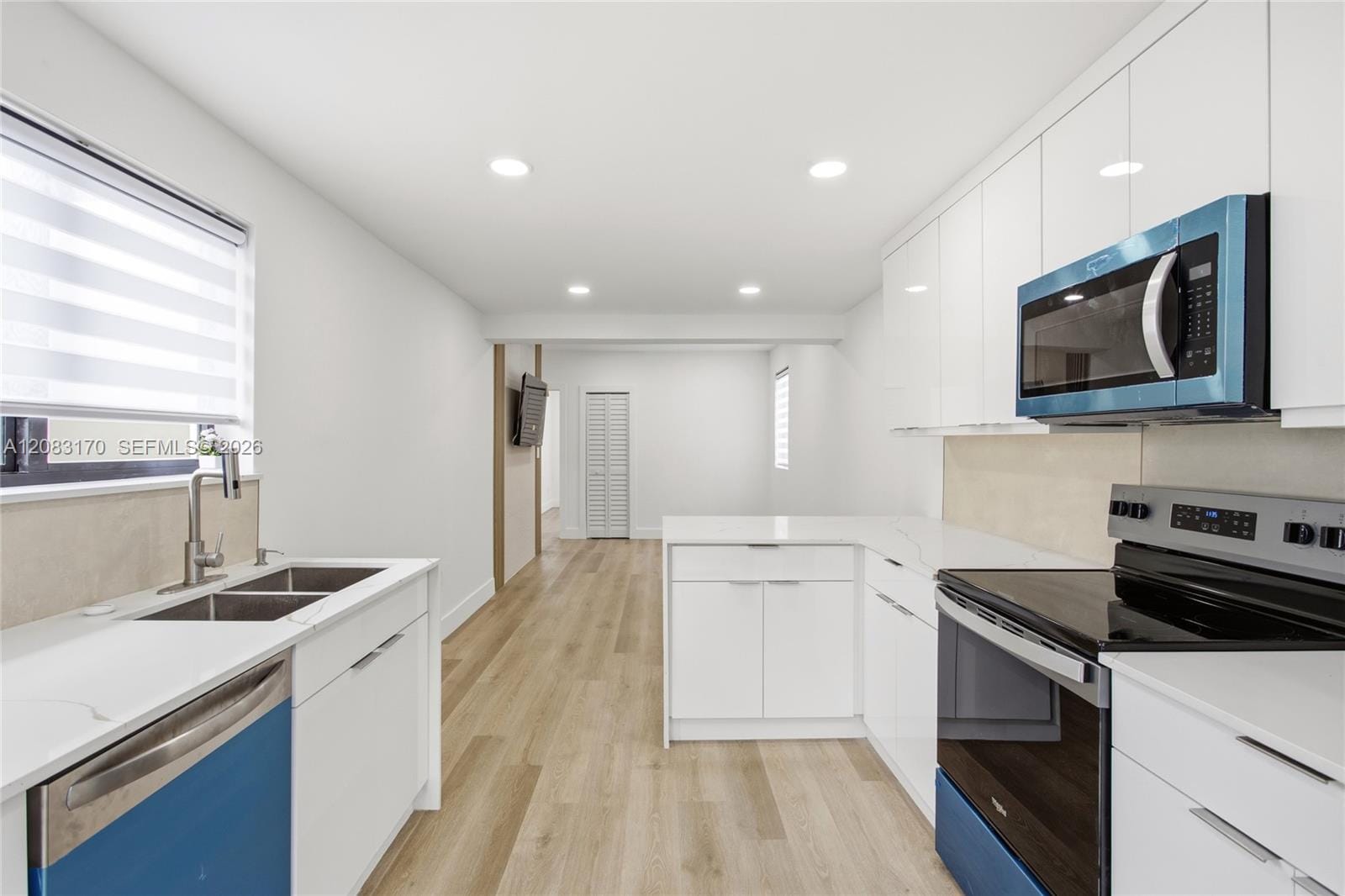 1260 NE 155th Street — photo 7
