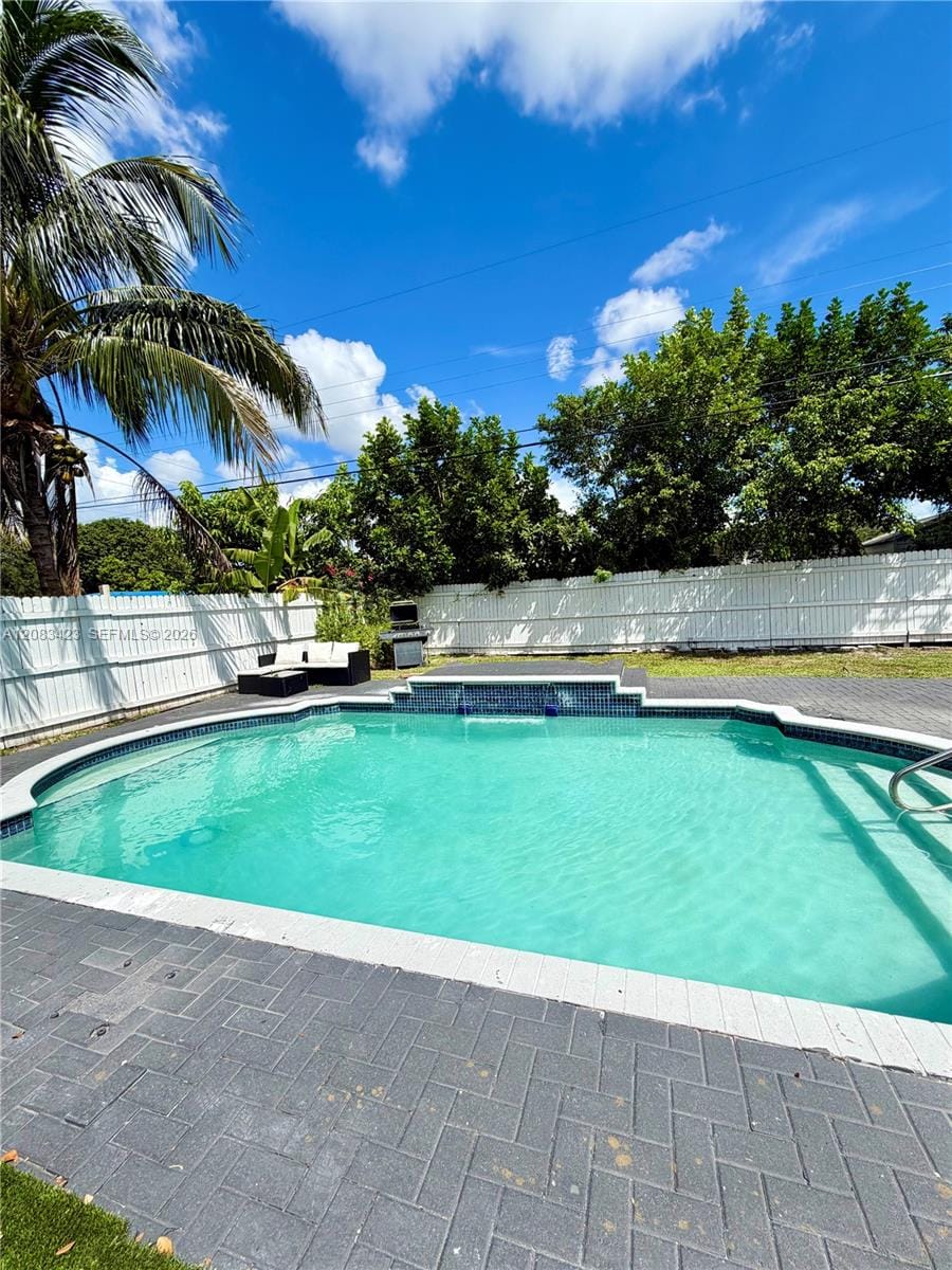 6781 Park Street, Hollywood, FL 33024
