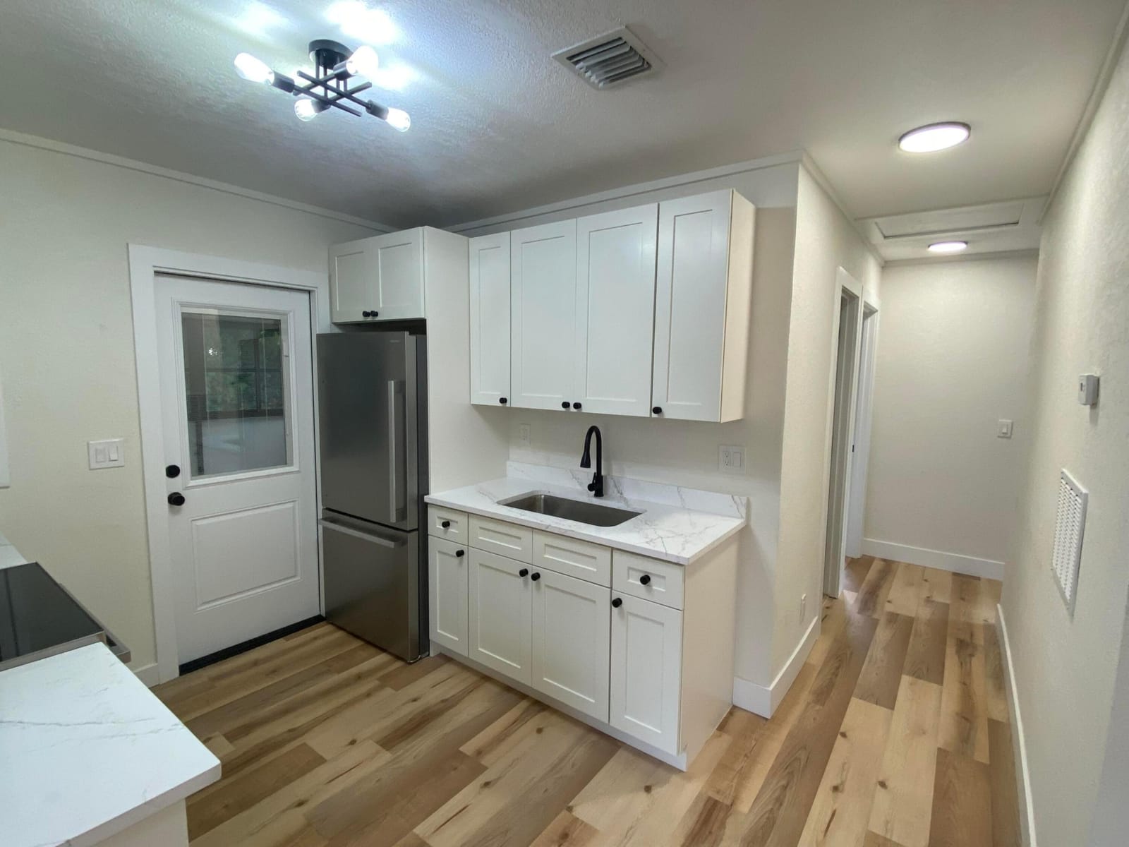 756 W 1ST Street — photo 9