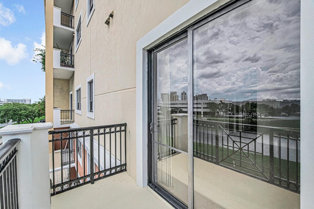 8390 SW 72ND Avenue 303, Miami, FL 33143 photo 20