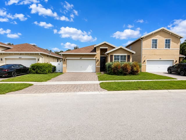 4017 Tomoka Drive, Lake Worth, FL 33462