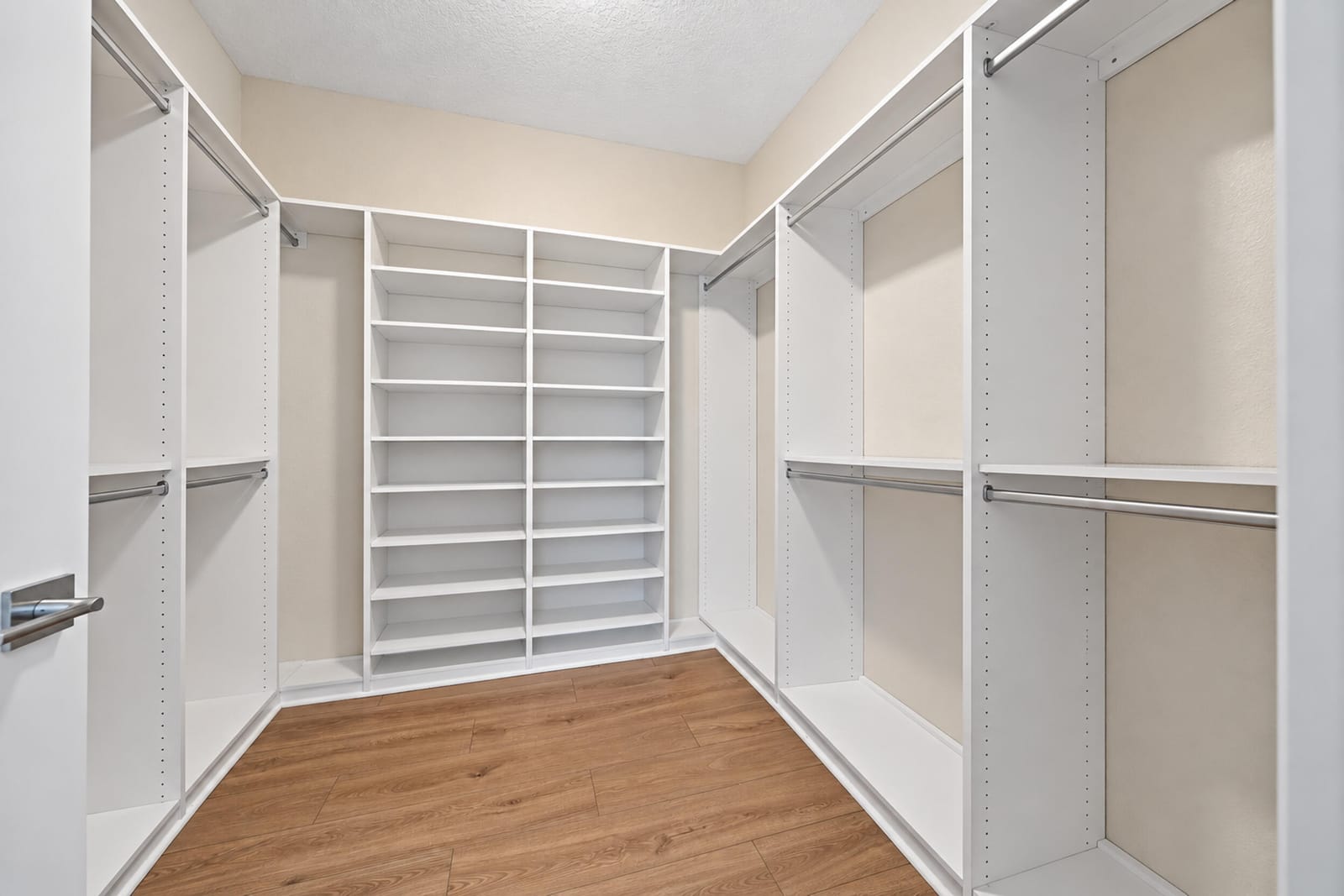 4017 Tomoka Drive — photo 8