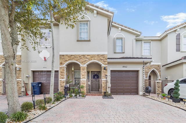 8962 SW 225th Street #, Cutler Bay, FL 33190