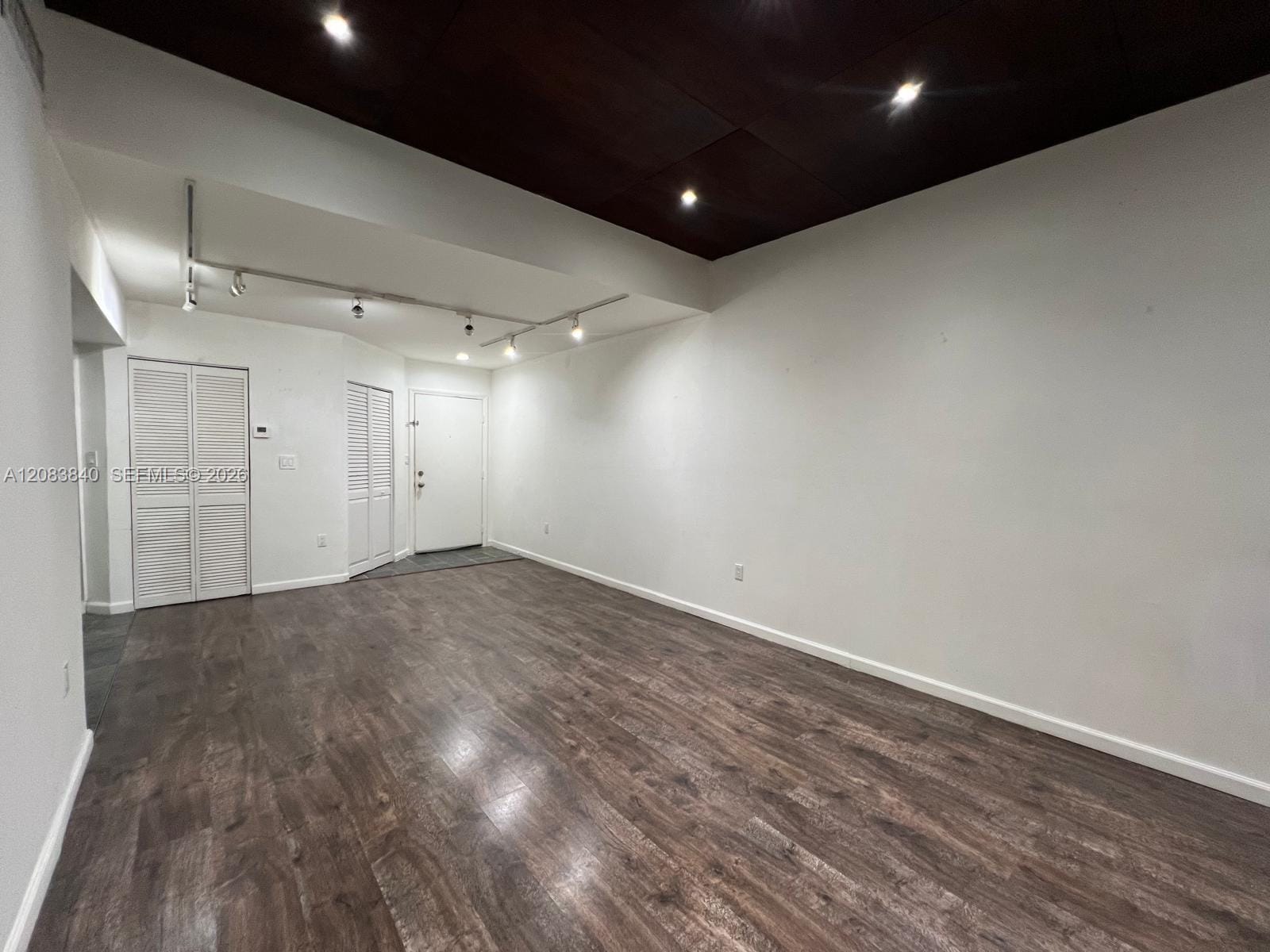 9715 Fontainebleau Boulevard E308 — photo 10