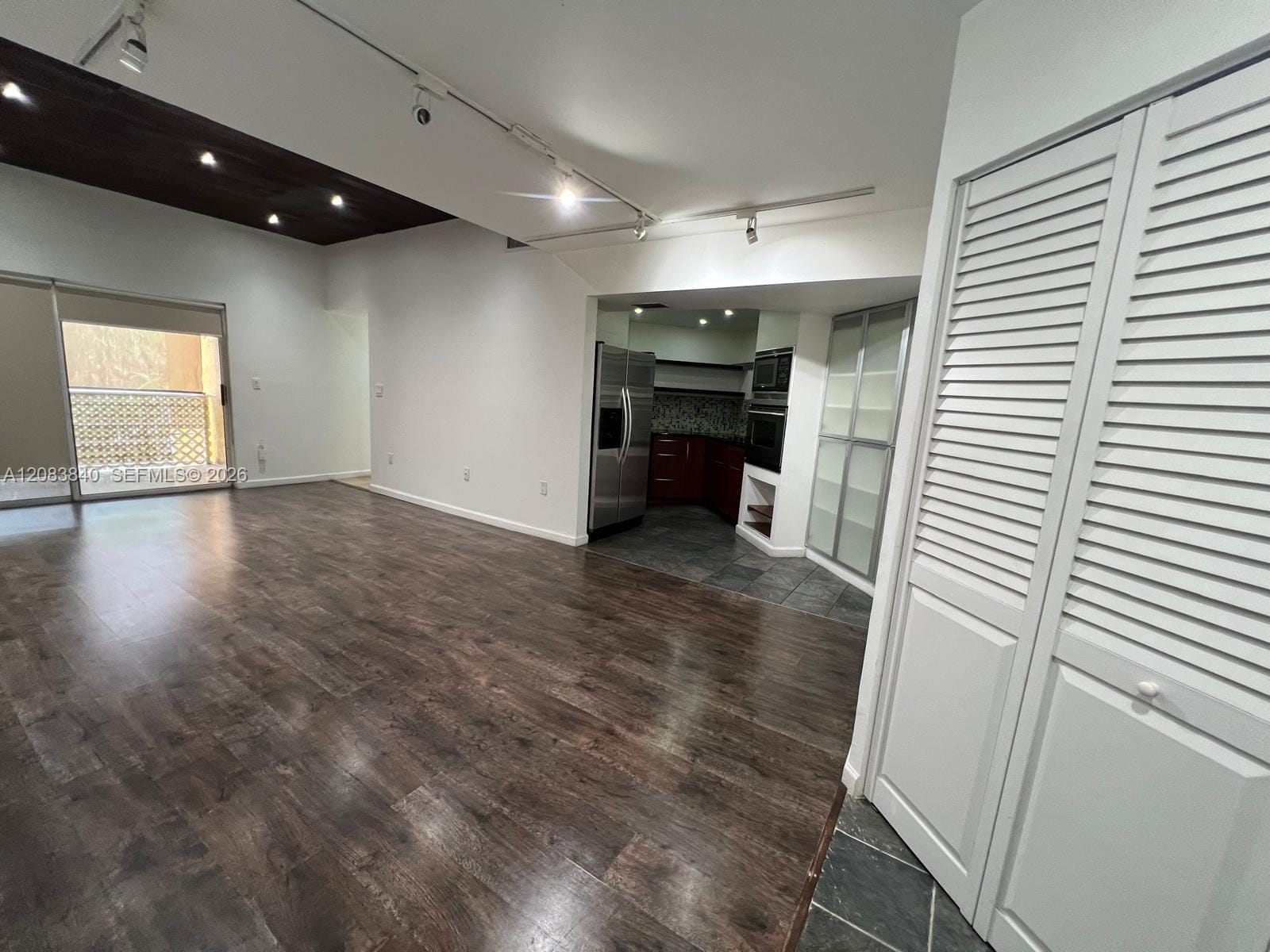 9715 Fontainebleau Boulevard E308 — photo 5