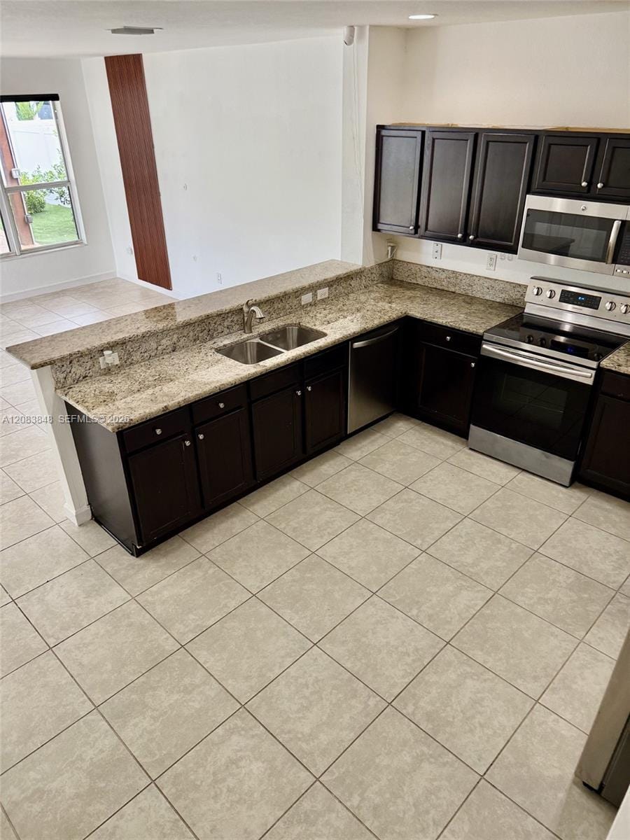 17081 SW 94th Way, Miami, FL 33196 photo 8