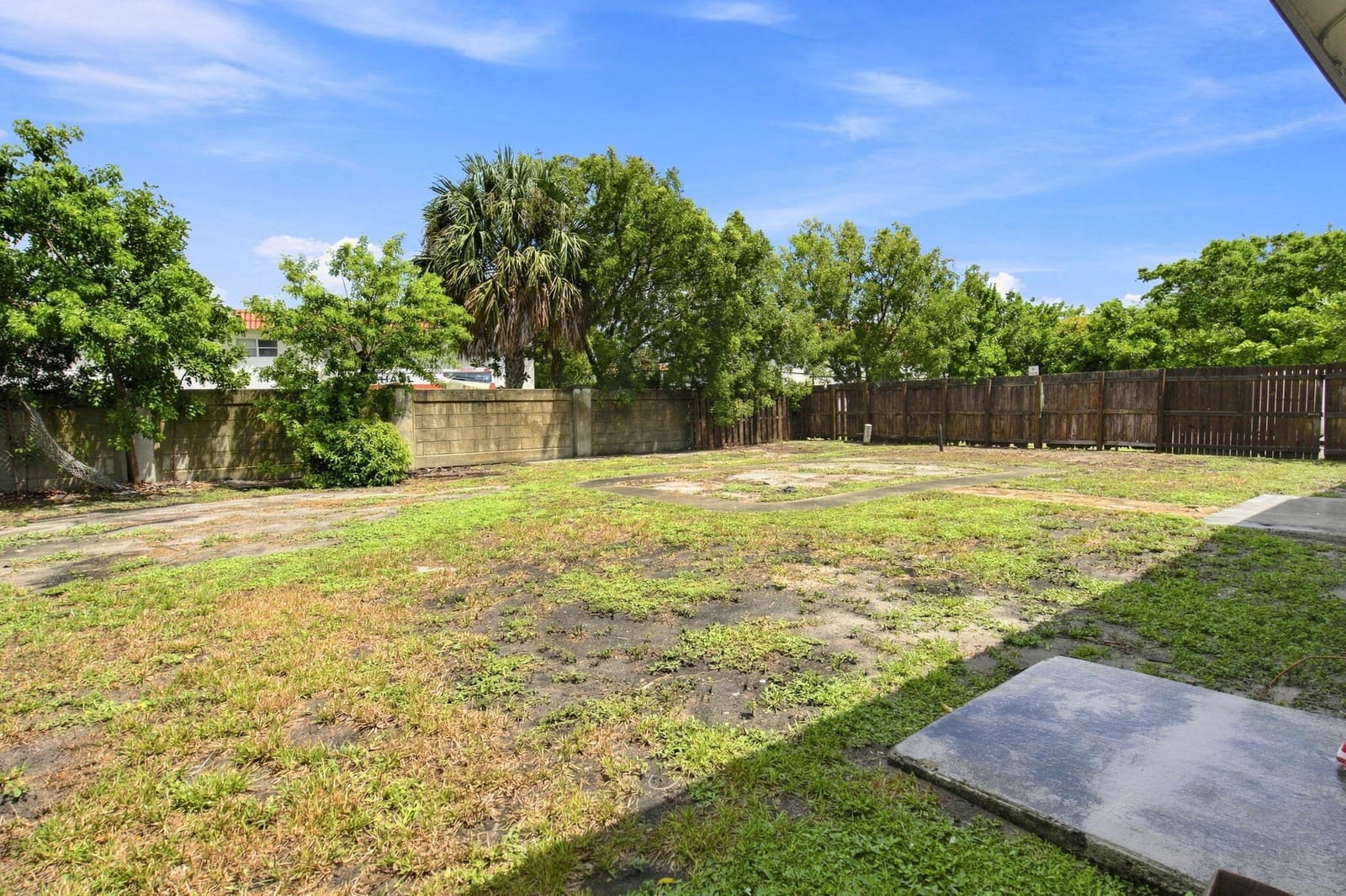 399 SW 14TH Street — photo 10