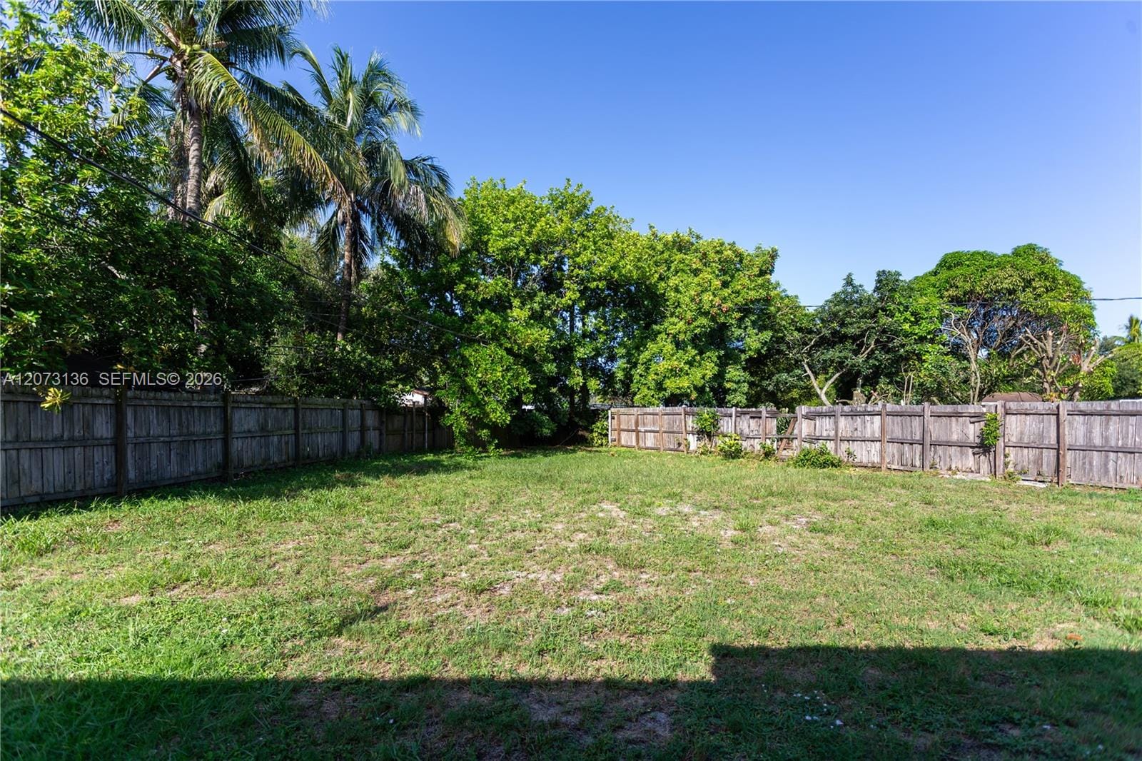 1725 NW 10th Avenue — photo 2