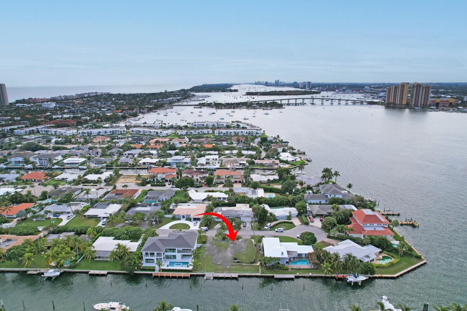 1050 Bimini Lane, Singer Island, FL 33404