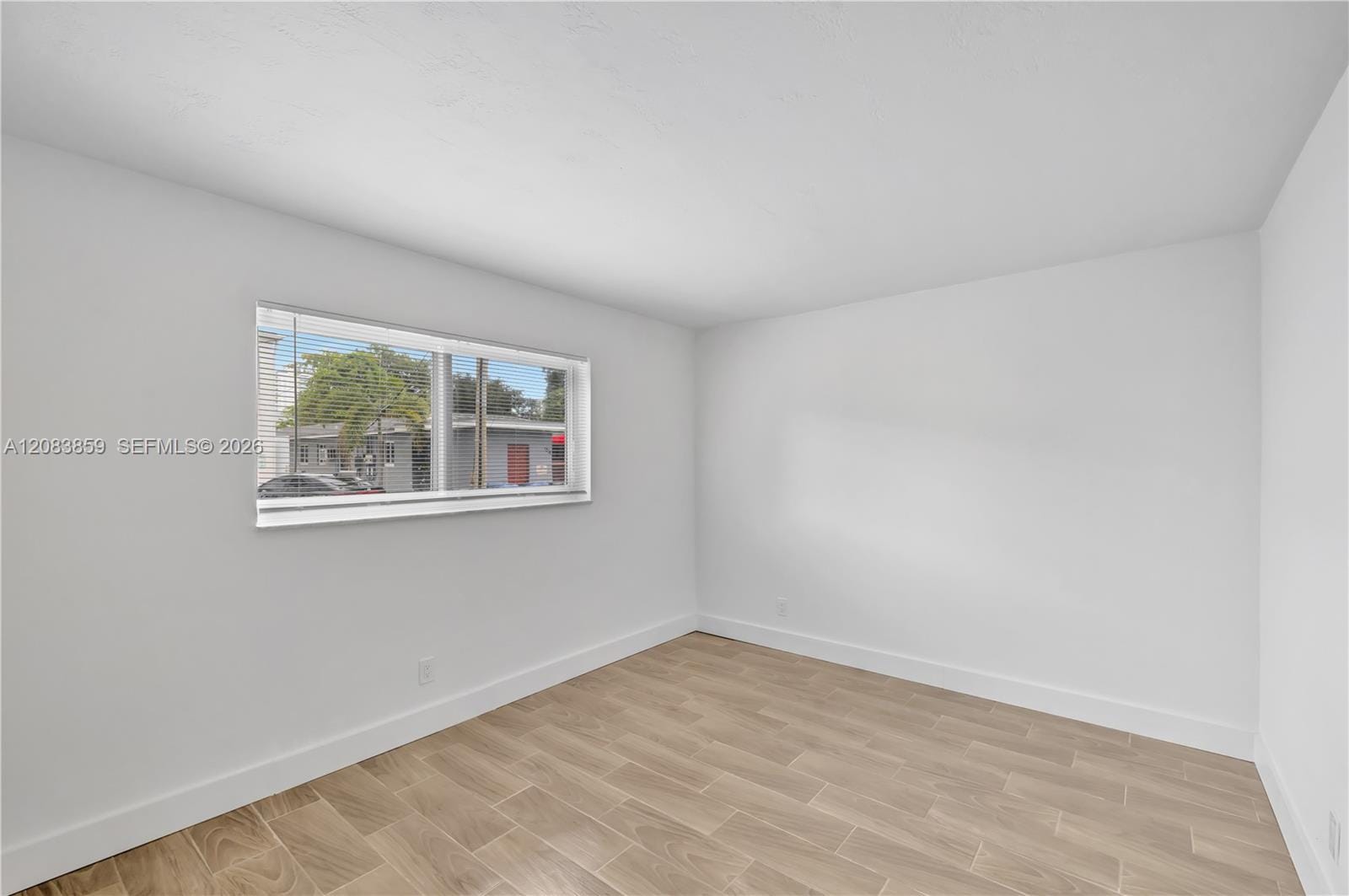 1939 Jefferson Street 103 — photo 12