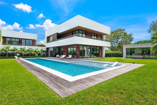 9860 NE 5th Ave Road, Miami Shores, FL 33138