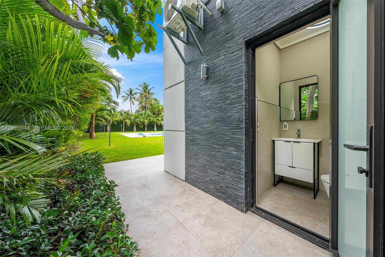 9860 NE 5th Ave Road, Miami Shores, FL 33138 photo 17
