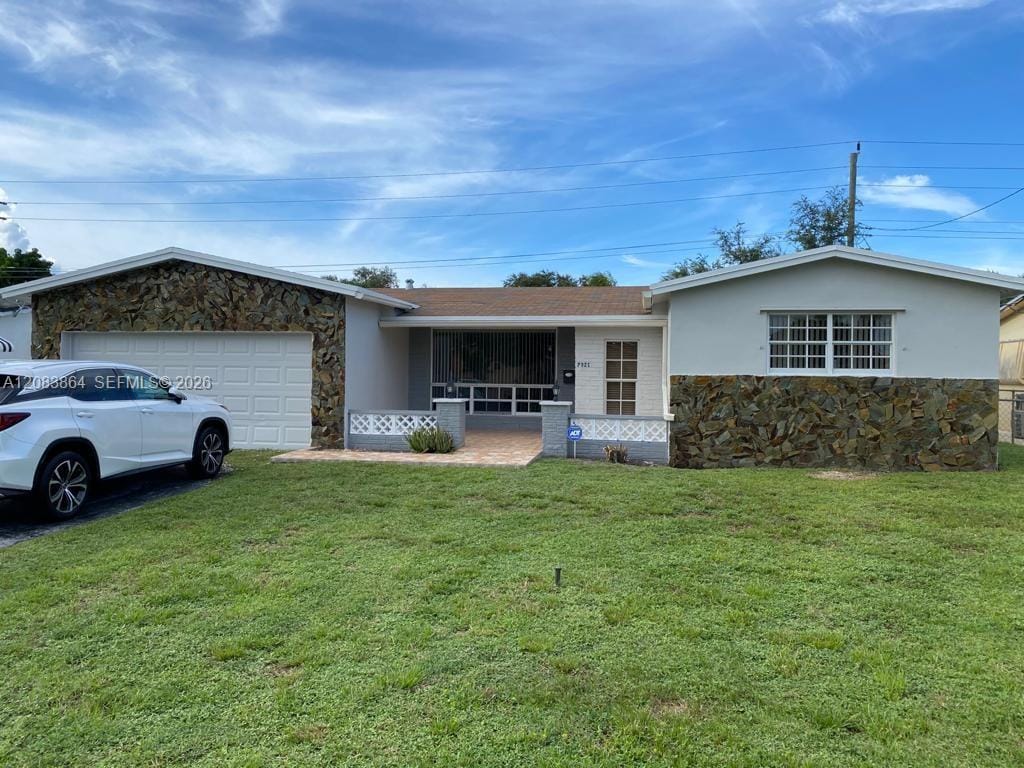 7321 Fairway Boulevard 2, Miramar, FL 33023