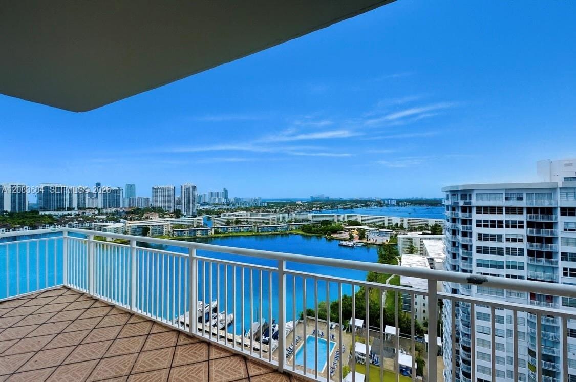 18071 Biscayne Boulevard PH03 & PH04, Aventura, FL 33160