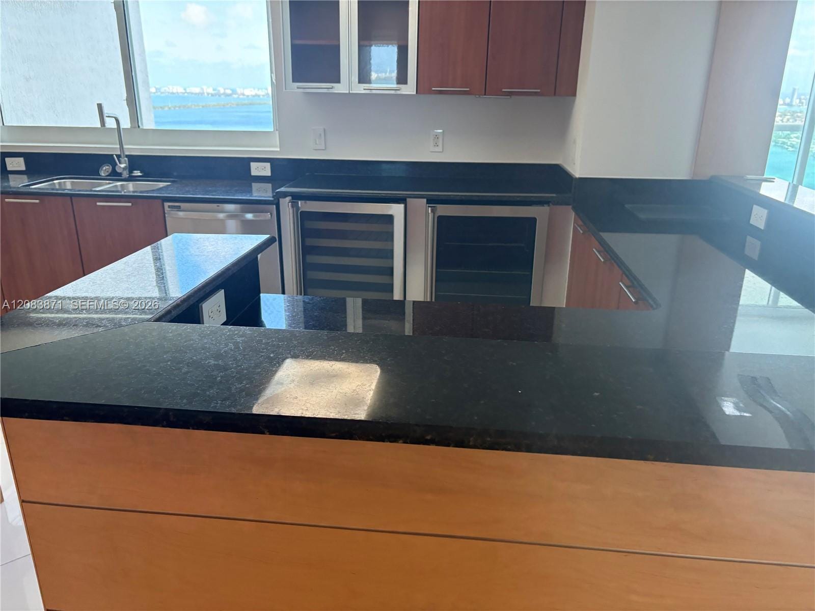 1800 N Bayshore Drive 3601 — photo 7