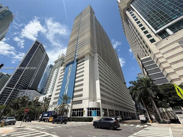 1200 Brickell Bay Drive 1610, Miami, FL 33131